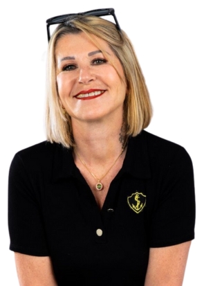 Portrait de Carole TH. McCartney, coach en cohérence émotionnelle, accompagnant les personnes à clarifier leurs choix et leurs relations.